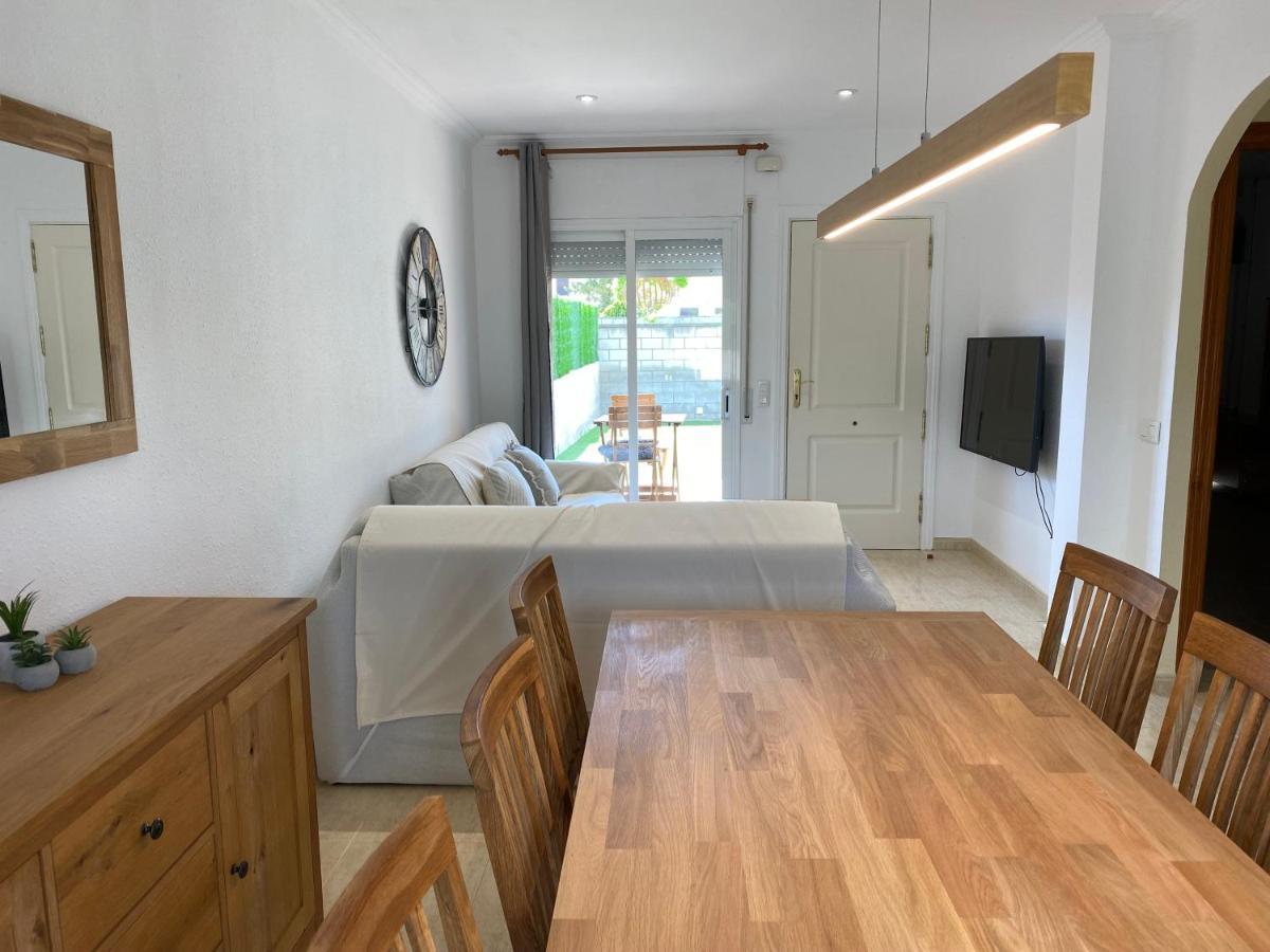 Casa A L'Escala, Piscina Comunitaria, Mallols Luaran gambar